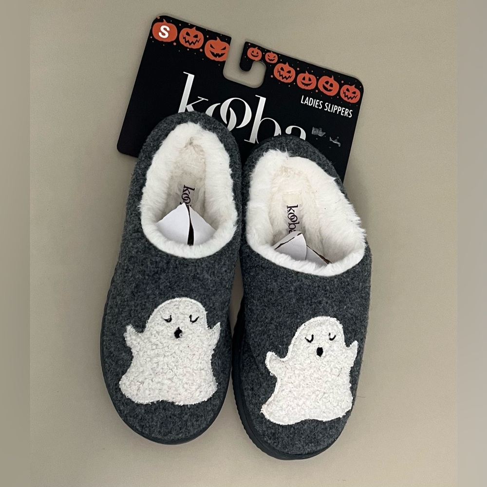 Kooba Gray and White Ghost Slippers Size 5-6